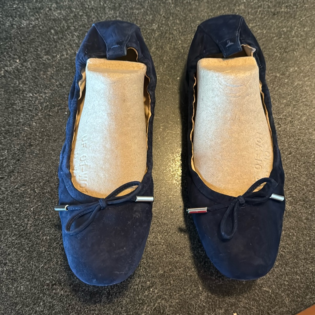 Tod’s Dee Laccetto Suede Ballet Flats 38.5 8.5